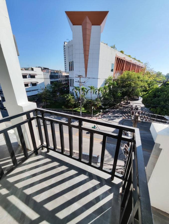 Ma Peak Hotel Chiang Mai Exterior photo
