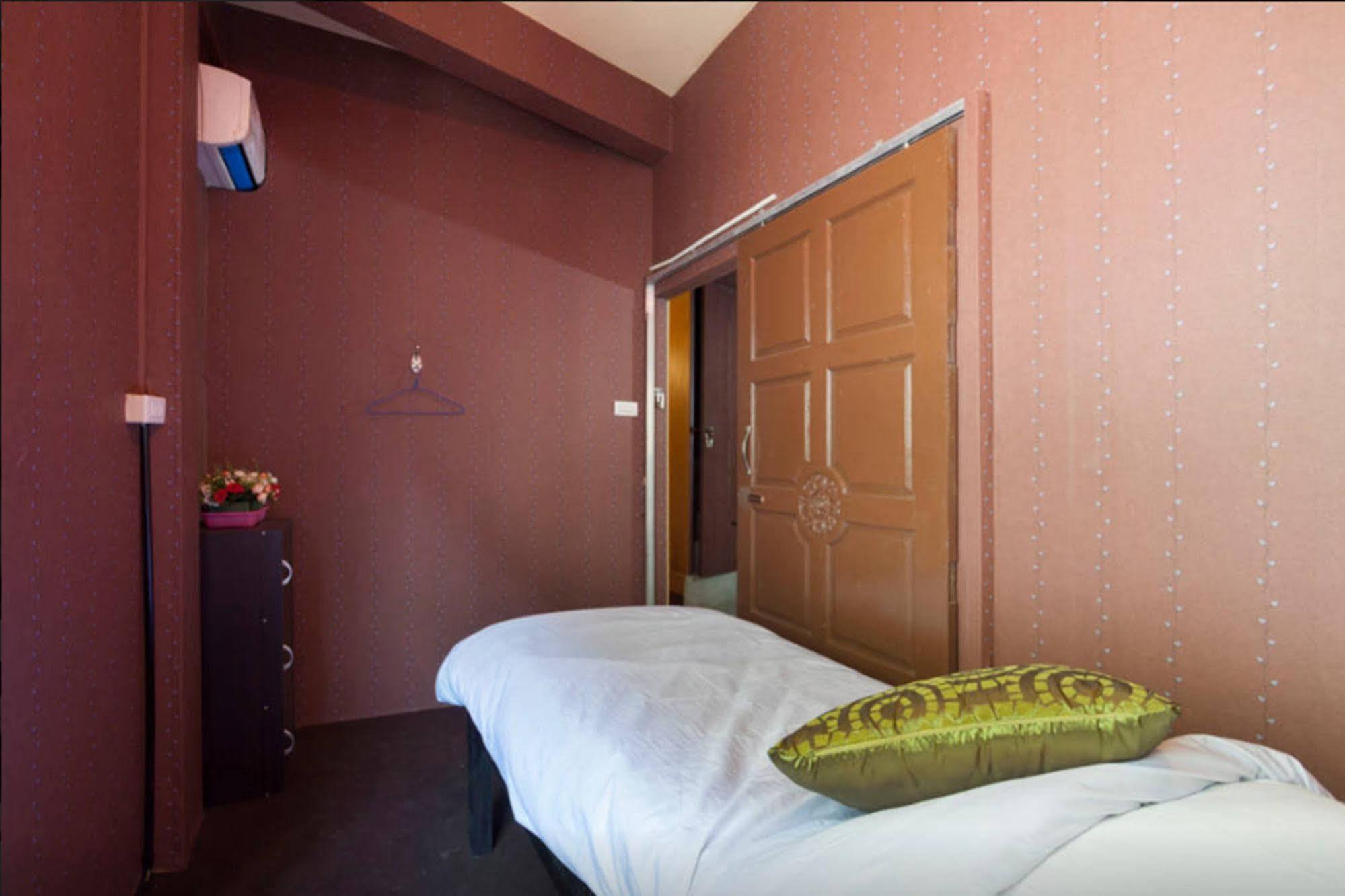 Ma Peak Hotel Chiang Mai Exterior photo